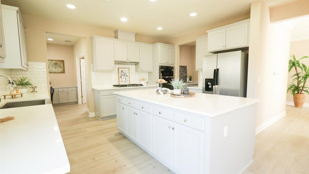 Image 14 of property listing at 967 967 Dainty Ave, Brentwood, CA 94513