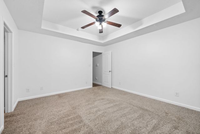 449 Piney Dr, Clarksville, TN 37042