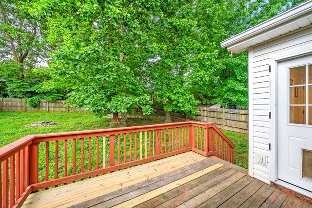 449 Piney Dr, Clarksville, TN 37042