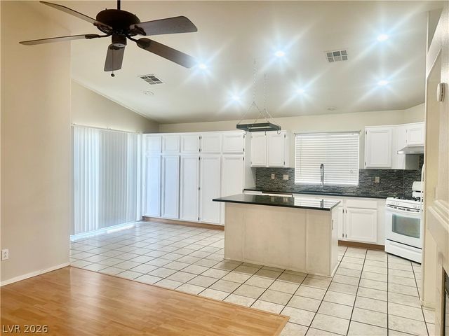 1098 Havenworth Avenue, Las Vegas, NV 89123