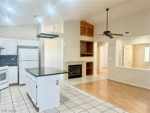 1098 Havenworth Avenue, Las Vegas, NV 89123