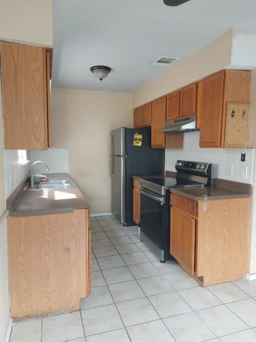 25103 Farmdale Lane, Richmond, TX 77406