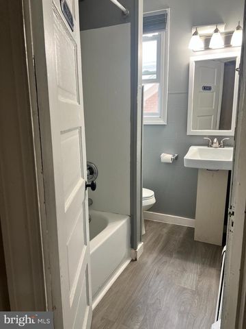 218 GREEN ST, Lansdale, PA 19446