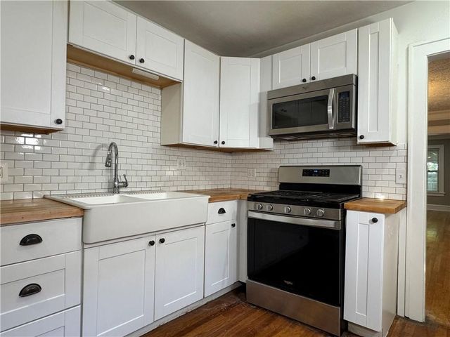 4230 Benton Boulevard, Kansas City, MO 64130