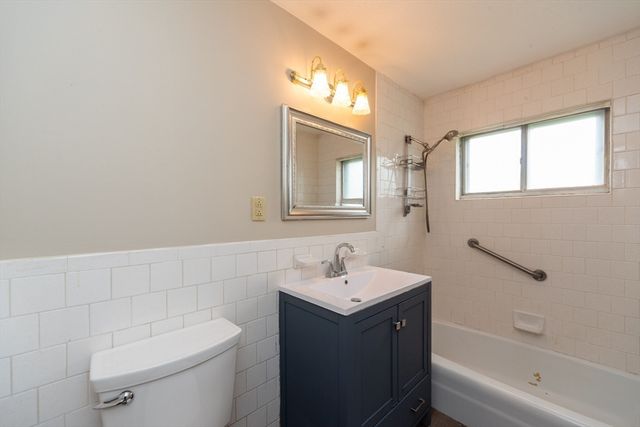 44 Will Dr 58, Canton, MA 02021
