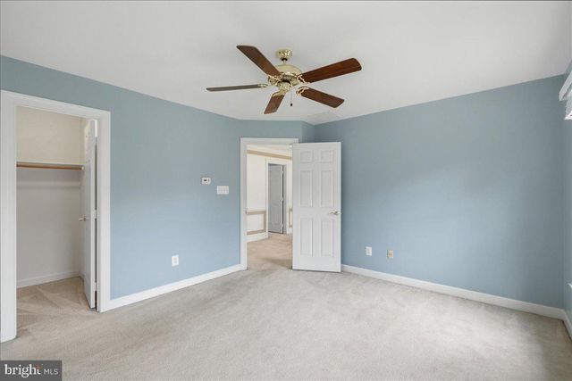 1959 HORSE SHOE DR, Vienna, VA 22182