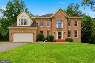 1959 HORSE SHOE DR, Vienna, VA 22182