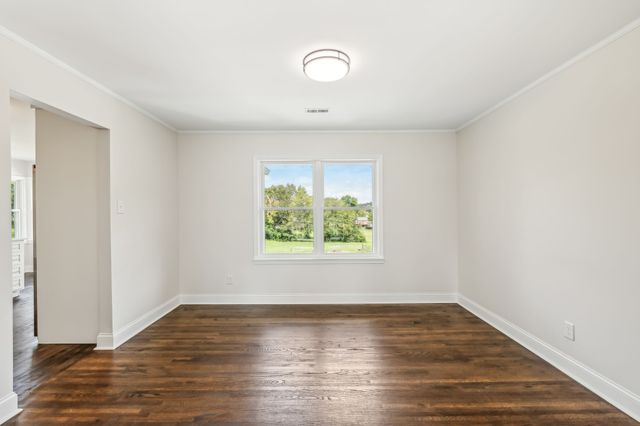 110 S Laurel Cir, Columbia, TN 38401