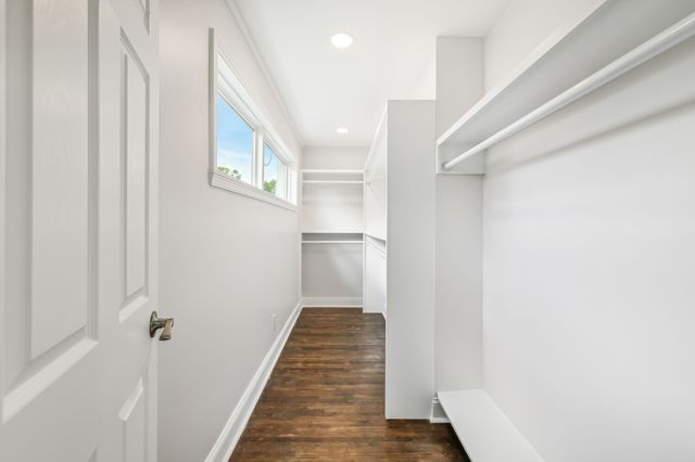 110 S Laurel Cir, Columbia, TN 38401
