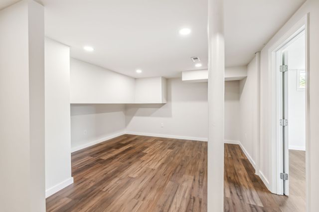 110 S Laurel Cir, Columbia, TN 38401