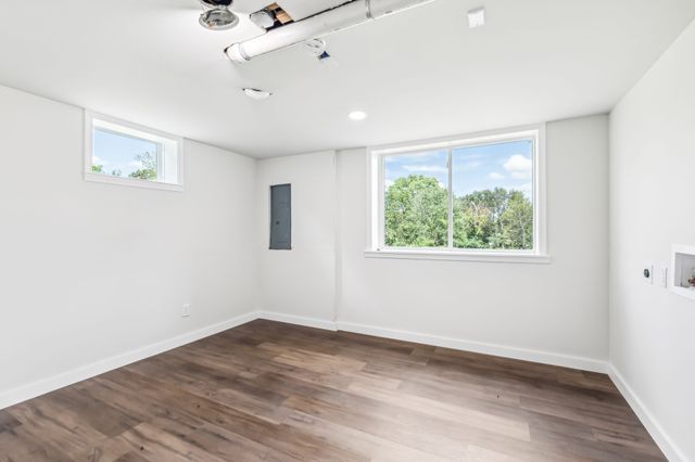 110 S Laurel Cir, Columbia, TN 38401