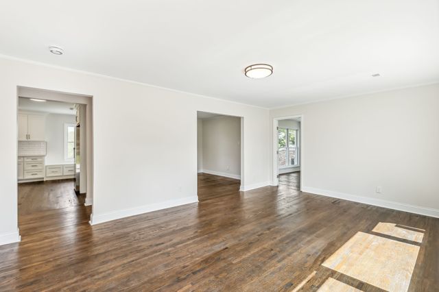 110 S Laurel Cir, Columbia, TN 38401
