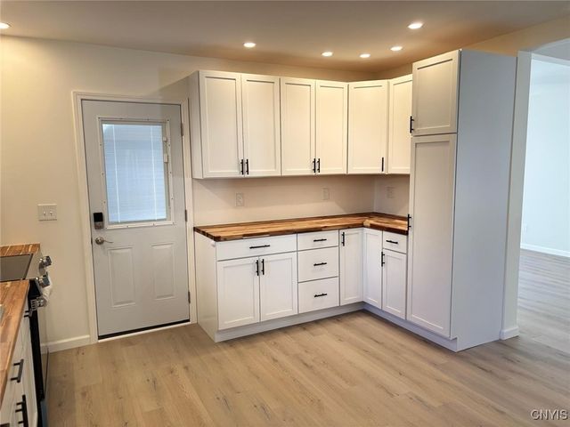 22 Sherman Street, Auburn, NY 13021