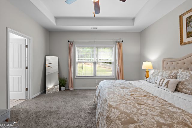 273 Park Pine Circle, Grantville, GA 30220