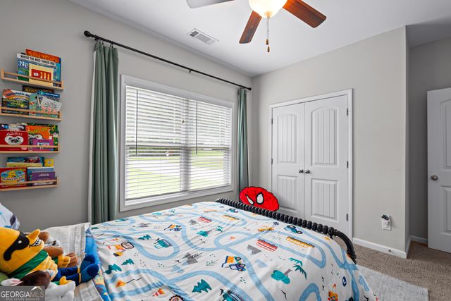 273 Park Pine Circle, Grantville, GA 30220
