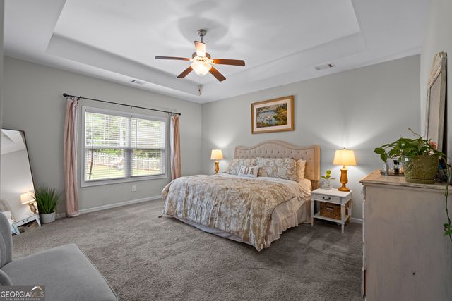 273 Park Pine Circle, Grantville, GA 30220