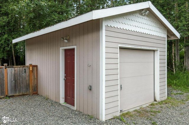2510 E Kates Drive, Wasilla, AK 99654