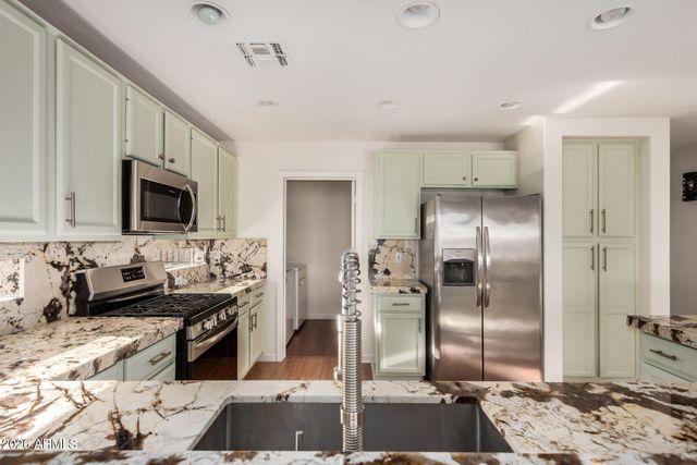 33235 N SYMER Drive, Cave Creek, AZ 85331