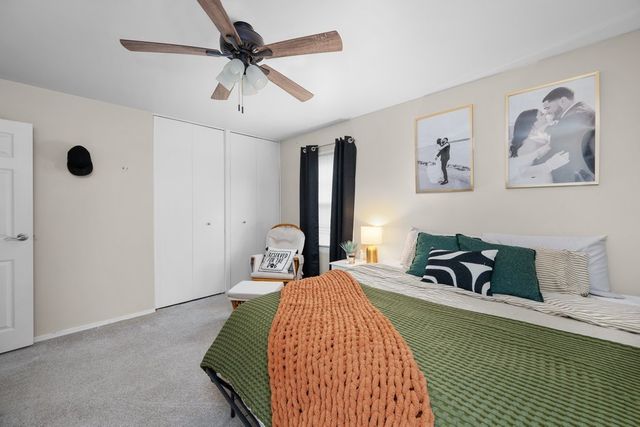 933 34th Avenue, East Moline, IL 61244