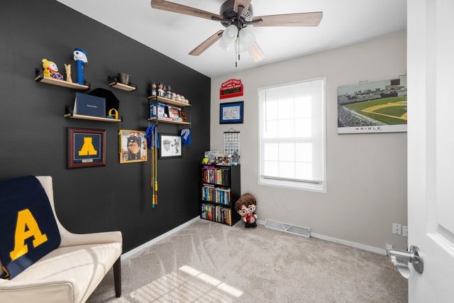 933 34th Avenue, East Moline, IL 61244