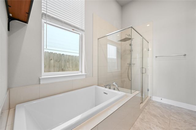 6333 Florencia LN, Austin, TX 78724