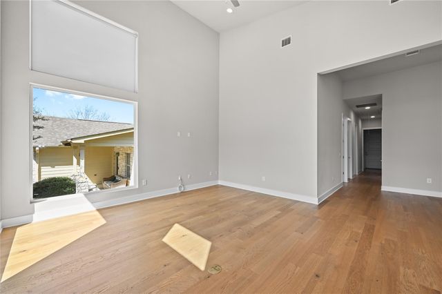 6333 Florencia LN, Austin, TX 78724