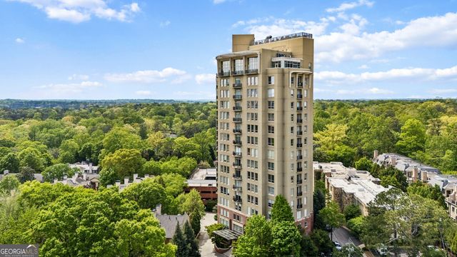 2626 Peachtree Road NW 1104, Atlanta, GA 30305