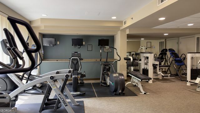 2626 Peachtree Road NW 1104, Atlanta, GA 30305