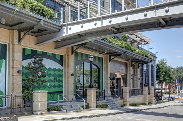 2626 Peachtree Road NW 1104, Atlanta, GA 30305