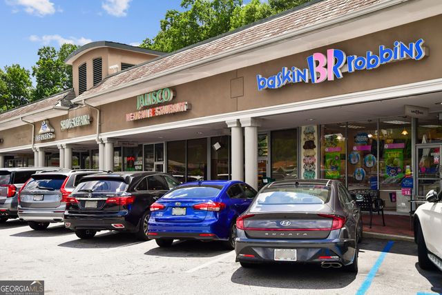 2626 Peachtree Road NW 1104, Atlanta, GA 30305