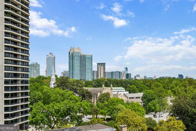 2626 Peachtree Road NW 1104, Atlanta, GA 30305
