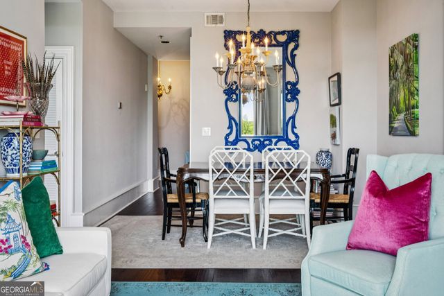 2626 Peachtree Road NW 1104, Atlanta, GA 30305