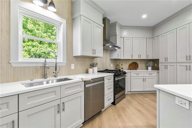 42 Riverdale Circle, Canton, GA 30114