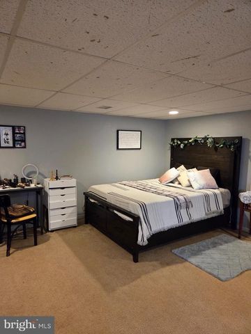 119 BURGUNDY LN, Coatesville, PA 19320