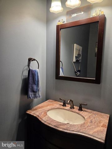 119 BURGUNDY LN, Coatesville, PA 19320