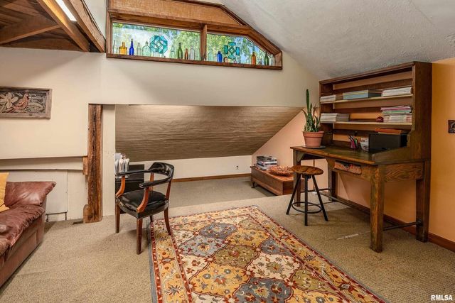 310 CROSS CREEK Drive, Cobden, IL 62920