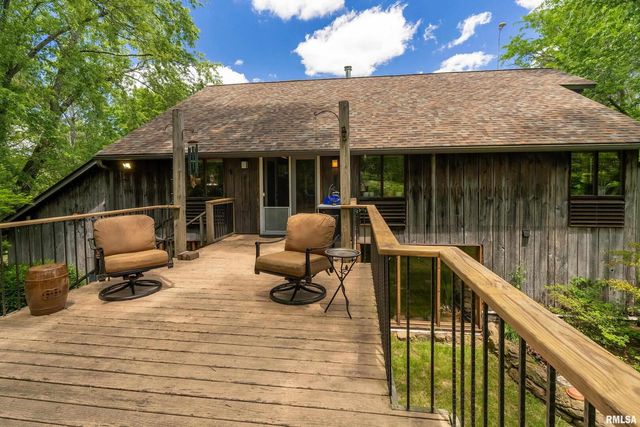 310 CROSS CREEK Drive, Cobden, IL 62920