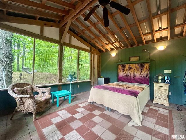 310 CROSS CREEK Drive, Cobden, IL 62920