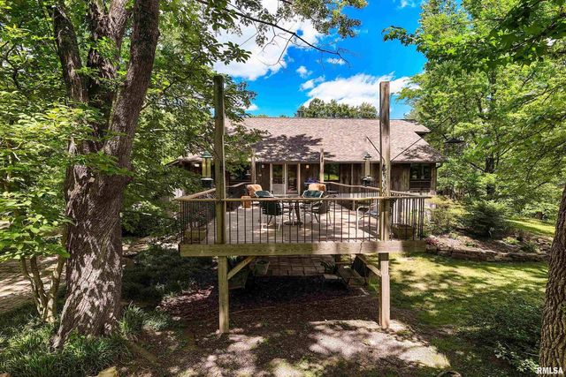 310 CROSS CREEK Drive, Cobden, IL 62920