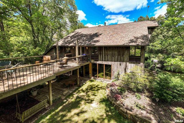 310 CROSS CREEK Drive, Cobden, IL 62920