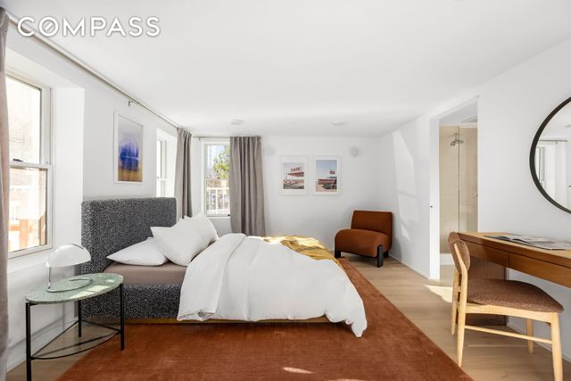 61 S 4th Street, New York City, NY 11249