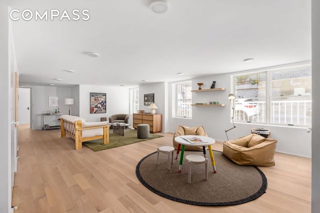 61 S 4th Street, New York City, NY 11249