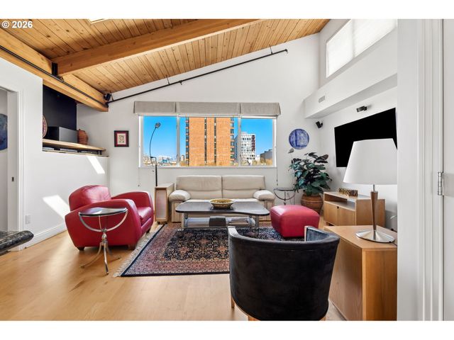 1240 Nw HOYT St 6, Portland, OR 97209