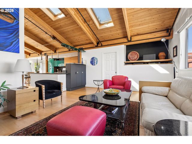 1240 Nw HOYT St 6, Portland, OR 97209