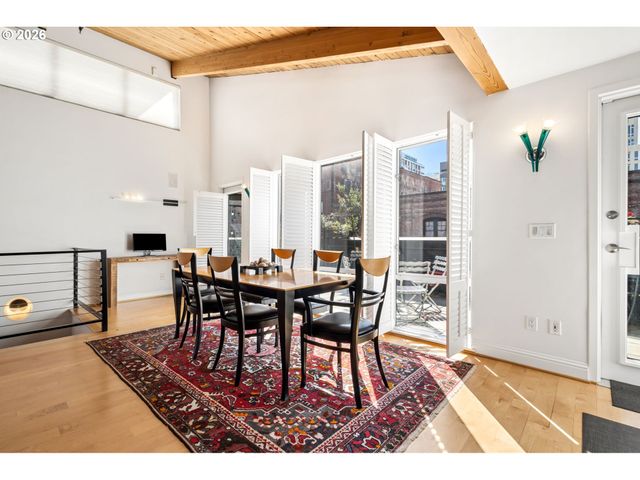 1240 Nw HOYT St 6, Portland, OR 97209