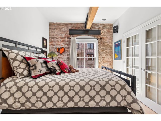 1240 Nw HOYT St 6, Portland, OR 97209