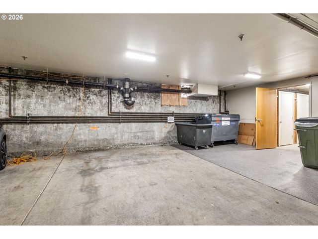 1240 Nw HOYT St 6, Portland, OR 97209