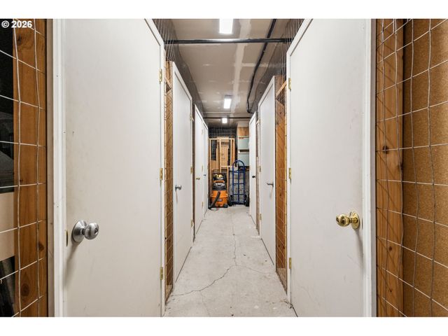 1240 Nw HOYT St 6, Portland, OR 97209