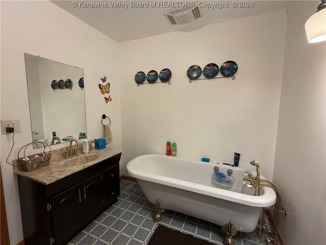 1795 Ravenswood Road, Ravenswood, WV 26164