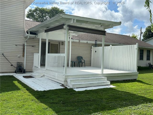 1795 Ravenswood Road, Ravenswood, WV 26164